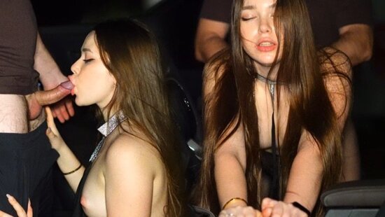 Когда бабла нет за проезд таксисту... скорей соси член и дай ему в киску